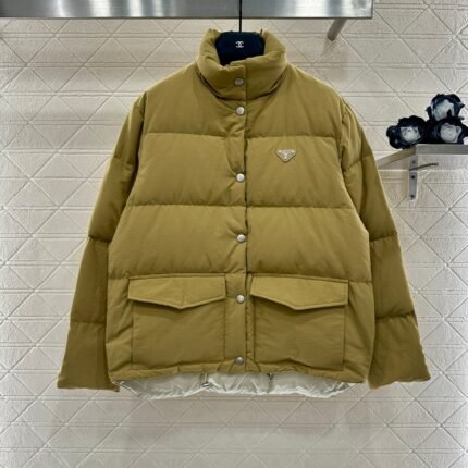 Rectangular embossed stand up collar down jacket