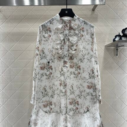 Stacked collar floral shirt