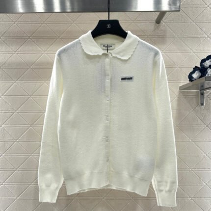 Lace-trimmed Button-down Cardigan