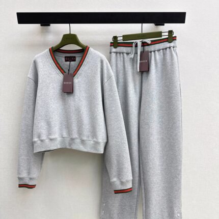 Sweatshirt/ Pants