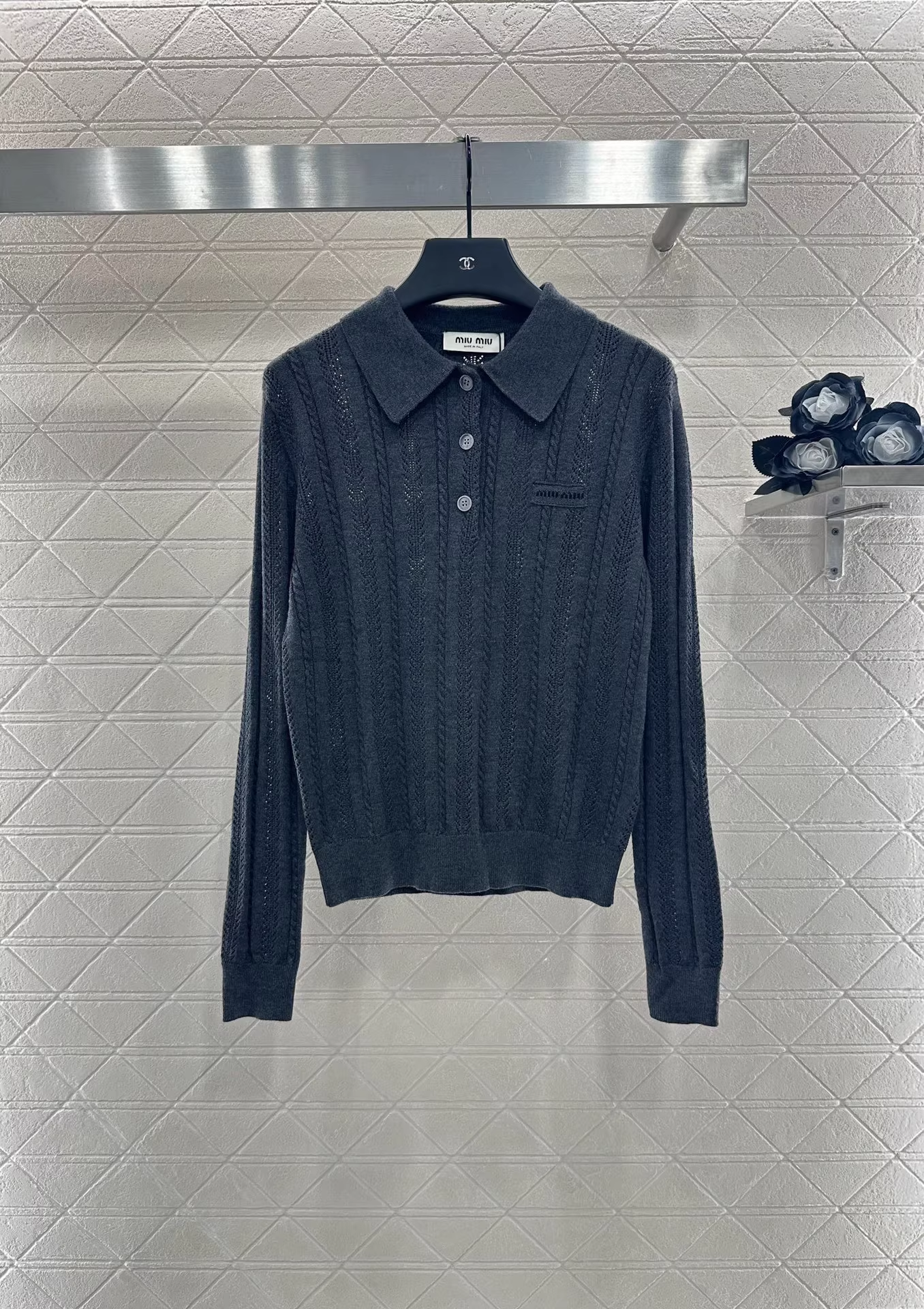 163dd676-85f6-48fe-a322-14347a3df941