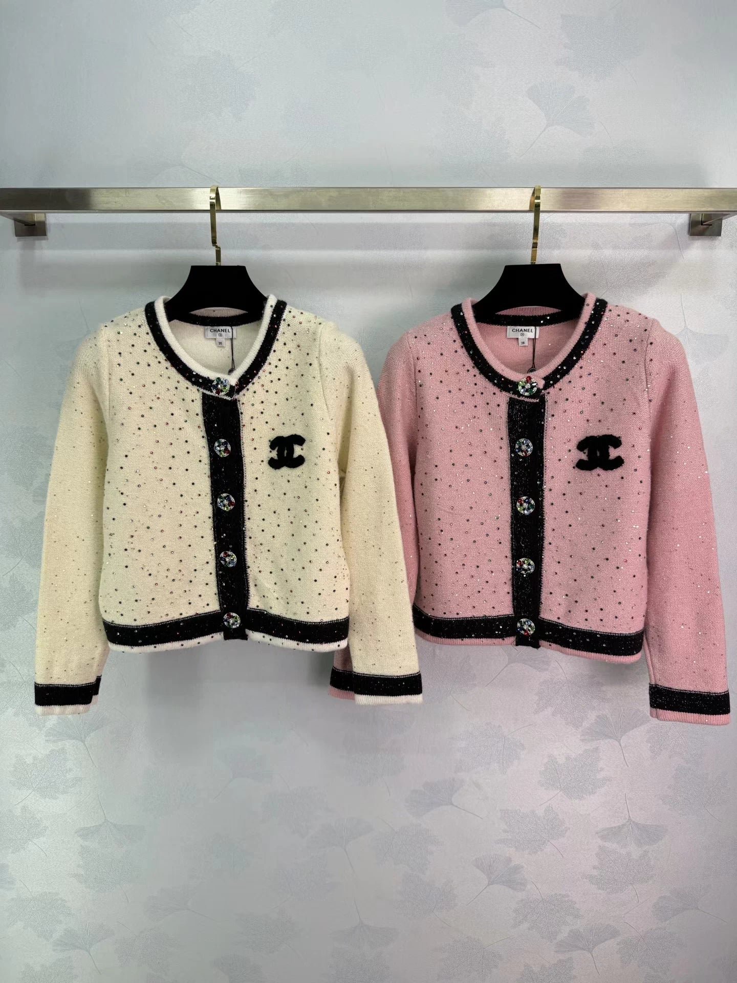 O1CN01Kg84bH1Z03CPWB3Ry__4611686018427386219-53-xy_item_heic_Q90_jpg