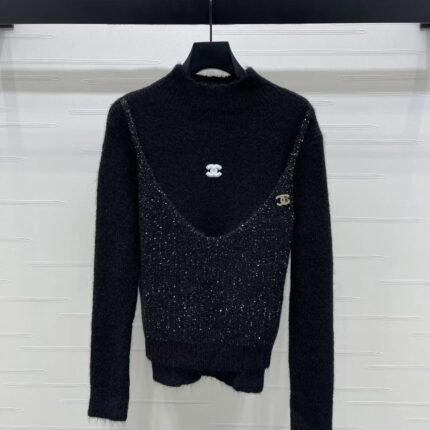 Fake two knitted long sleeved sweaters