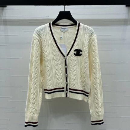 Cable Knit V-Neck Cardigan