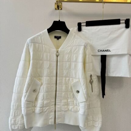 Diamond patterned jacket