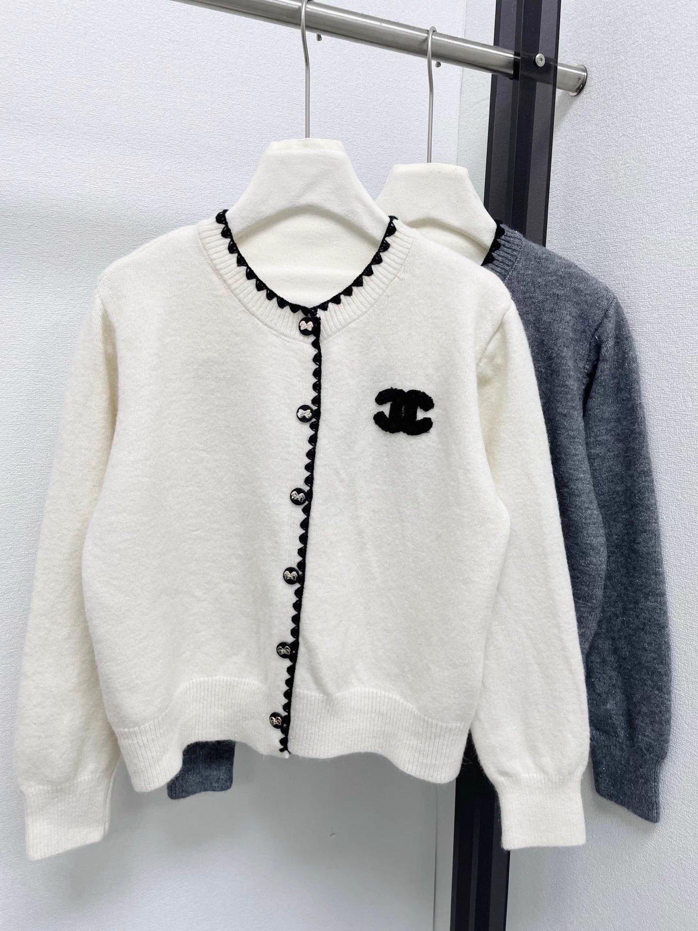 O1CN01WIvAva1hbccCzchiM__4611686018427381384-53-fleamarket_heic_Q90_jpg