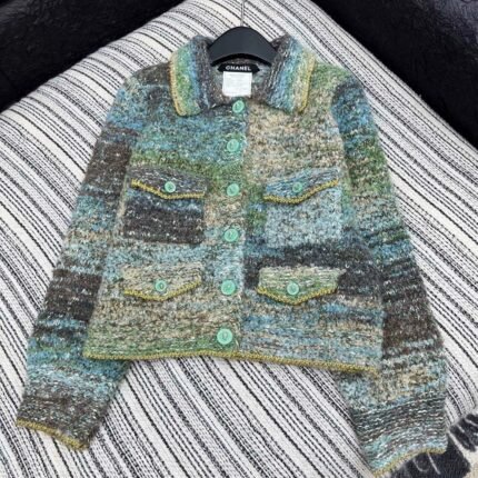 Diamond button lapel jacket