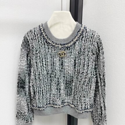 25fw Sequined knitted sweater