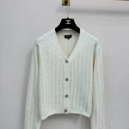 White knitted cardigan