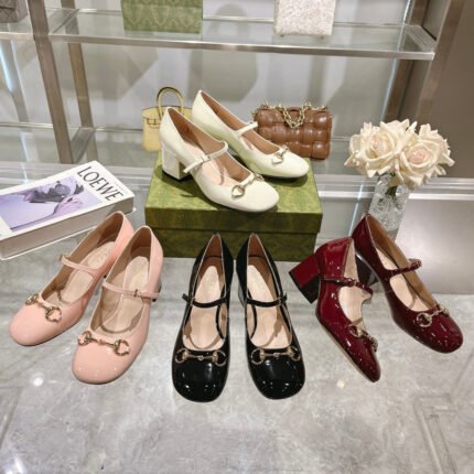 25fw Patent leather Mary Jane high heels