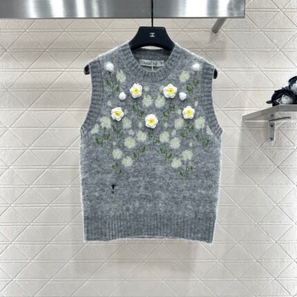 25fw 3D Crochet Knitted Vest