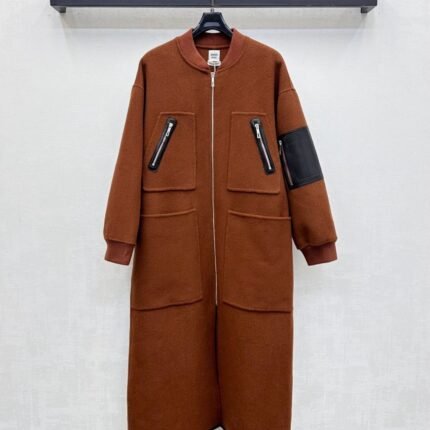 25 Long woolen coat