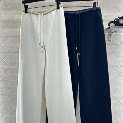 Drawstring wide-leg trousers